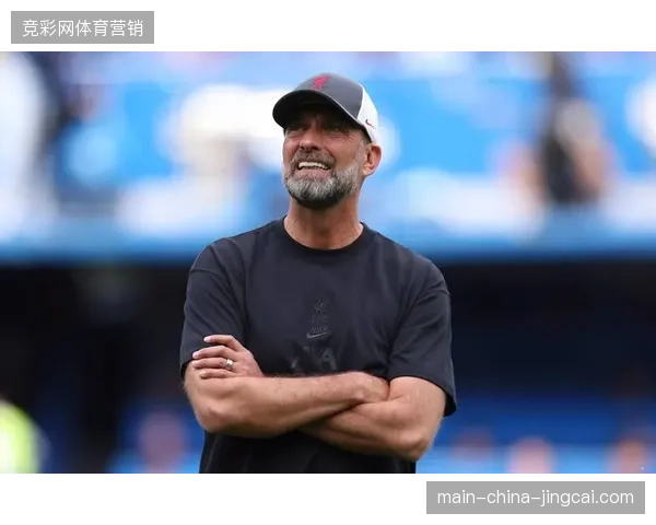 利物浦新援帕利尼亚凭借出色的防守数据,迅速成为克洛普战术中场的重要屏障 利物浦新援帕利尼亚凭借出色的防守数据,迅速成为克洛普战术中场的重要屏障
